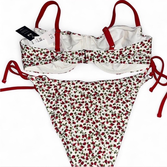 ABERCROMBIE & FITCH • STRAWBERRY BIKINI - Picture 5 of 5